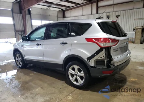 2016 Ford Escape S z USA, uszkodzony, nr VIN 1FMCU0F71GUC18095